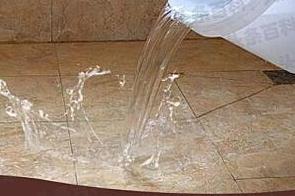 江阳漏水维修 免砸砖防水材料该如何施工